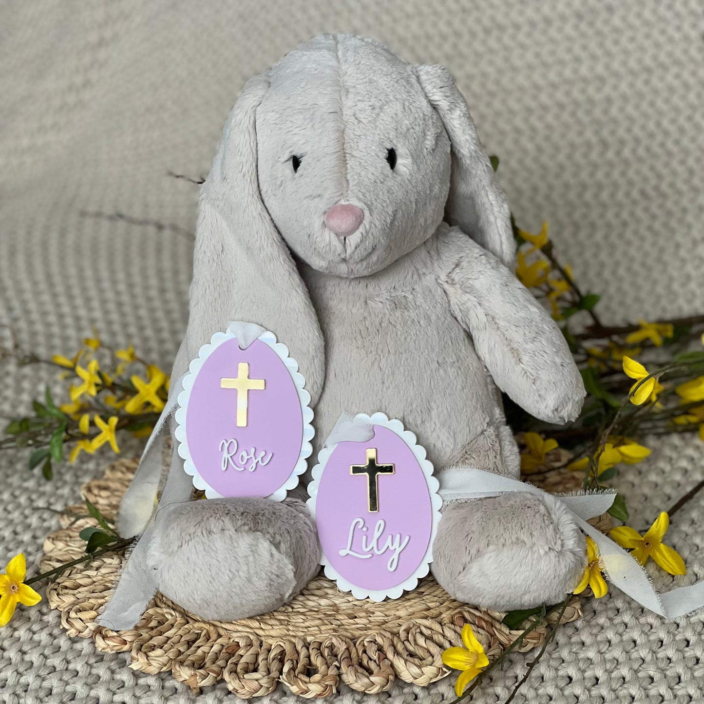 Scalloped Easter Egg Basket Tag: Cross